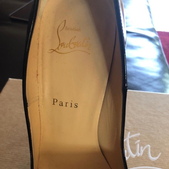 SOLD.Authentic!! Christian louboutin - Picture 3 of 8